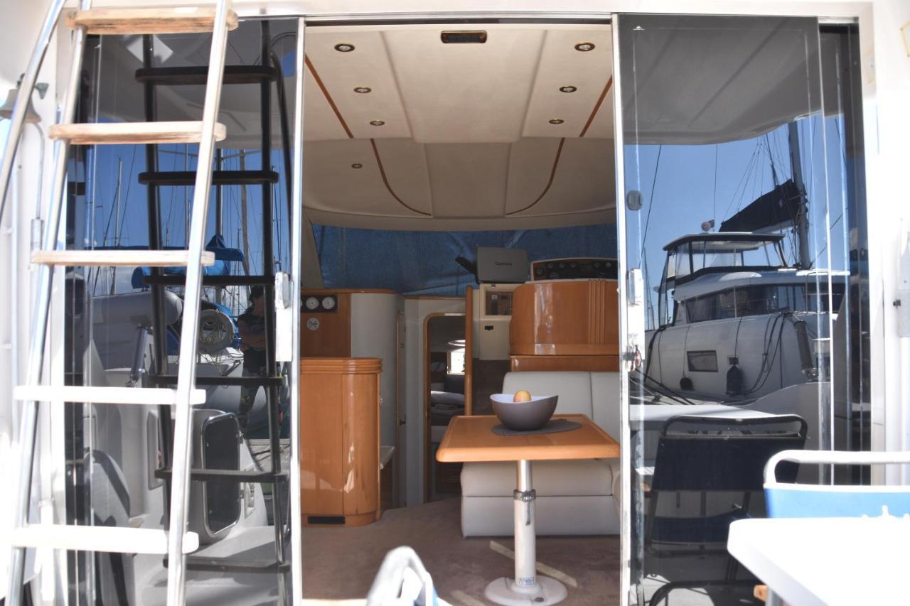 Luxury Yacht Kamikara Hotell San Miguel de Abona Eksteriør bilde