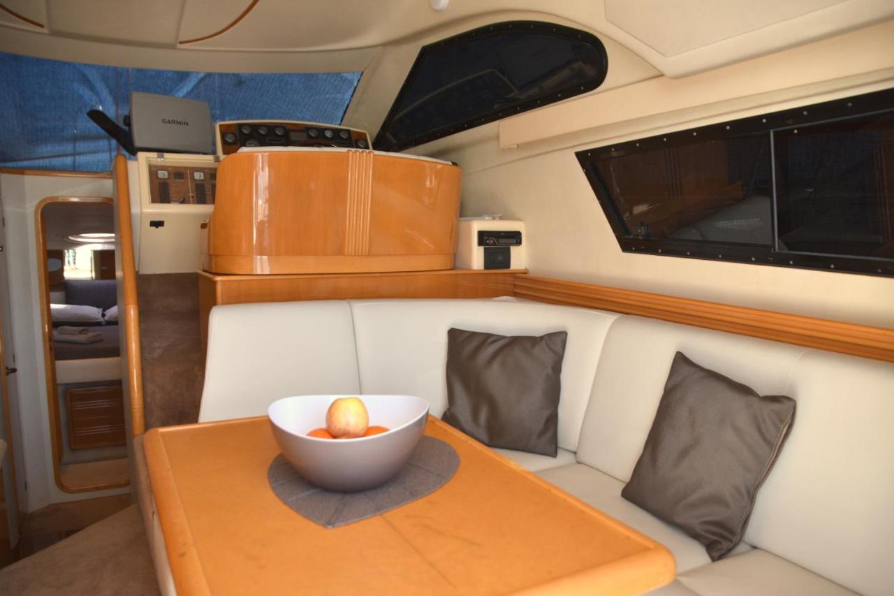 Luxury Yacht Kamikara Hotell San Miguel de Abona Eksteriør bilde